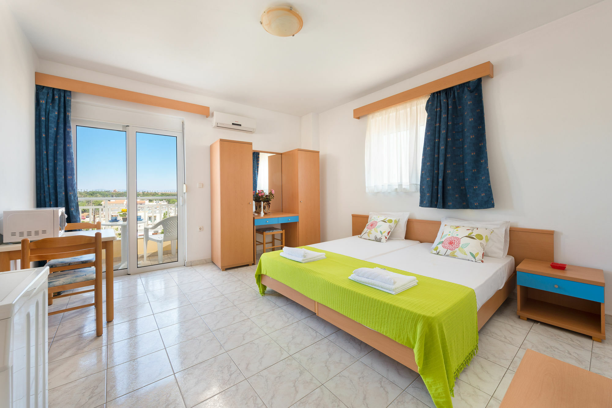 Yiannis Apartments Rhodes City Ngoại thất bức ảnh